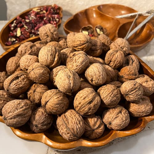 Red Walnuts In Shell (Organic, Raw, Unpasteurized)