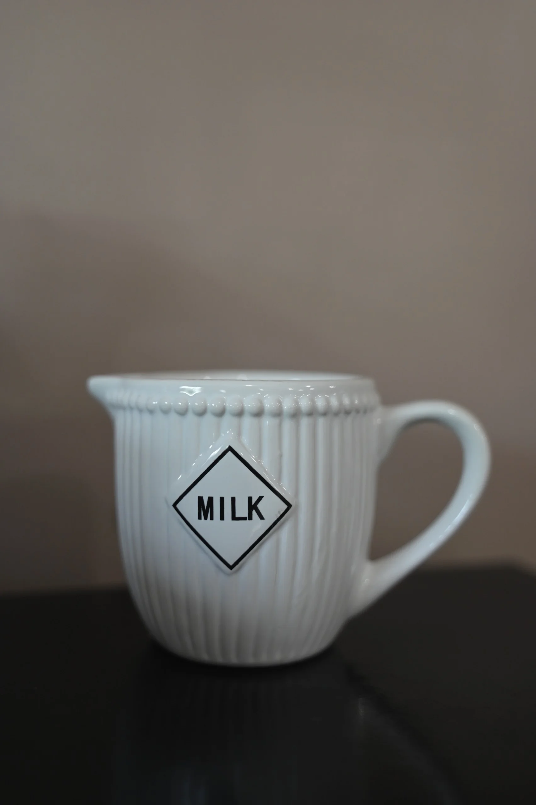 Milk Pourer