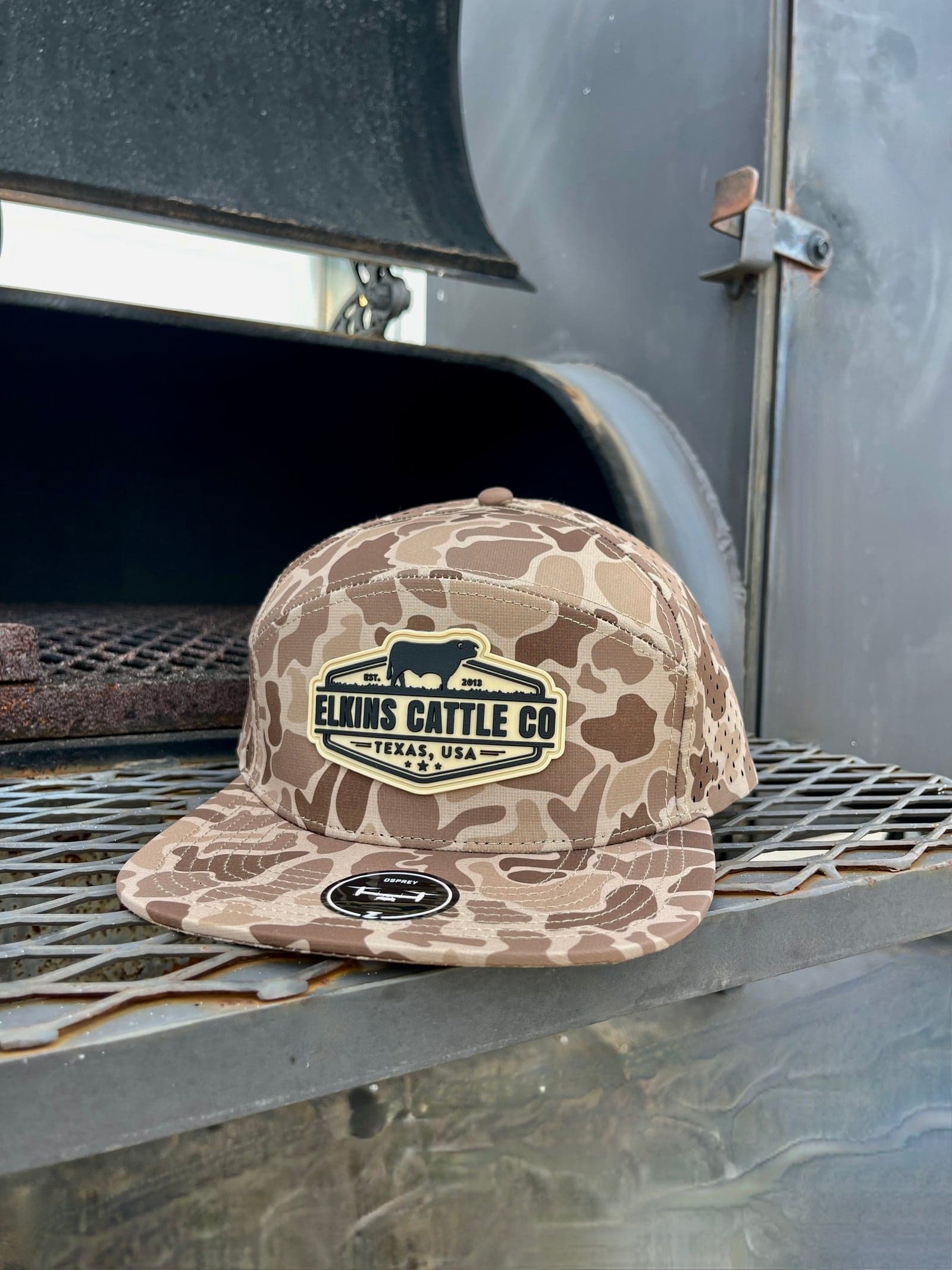 Ecc Camo Performance Snapback image 3