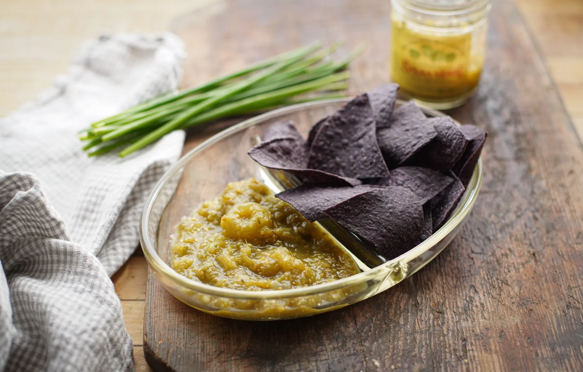 Tomatillo Salsa Verde image 3