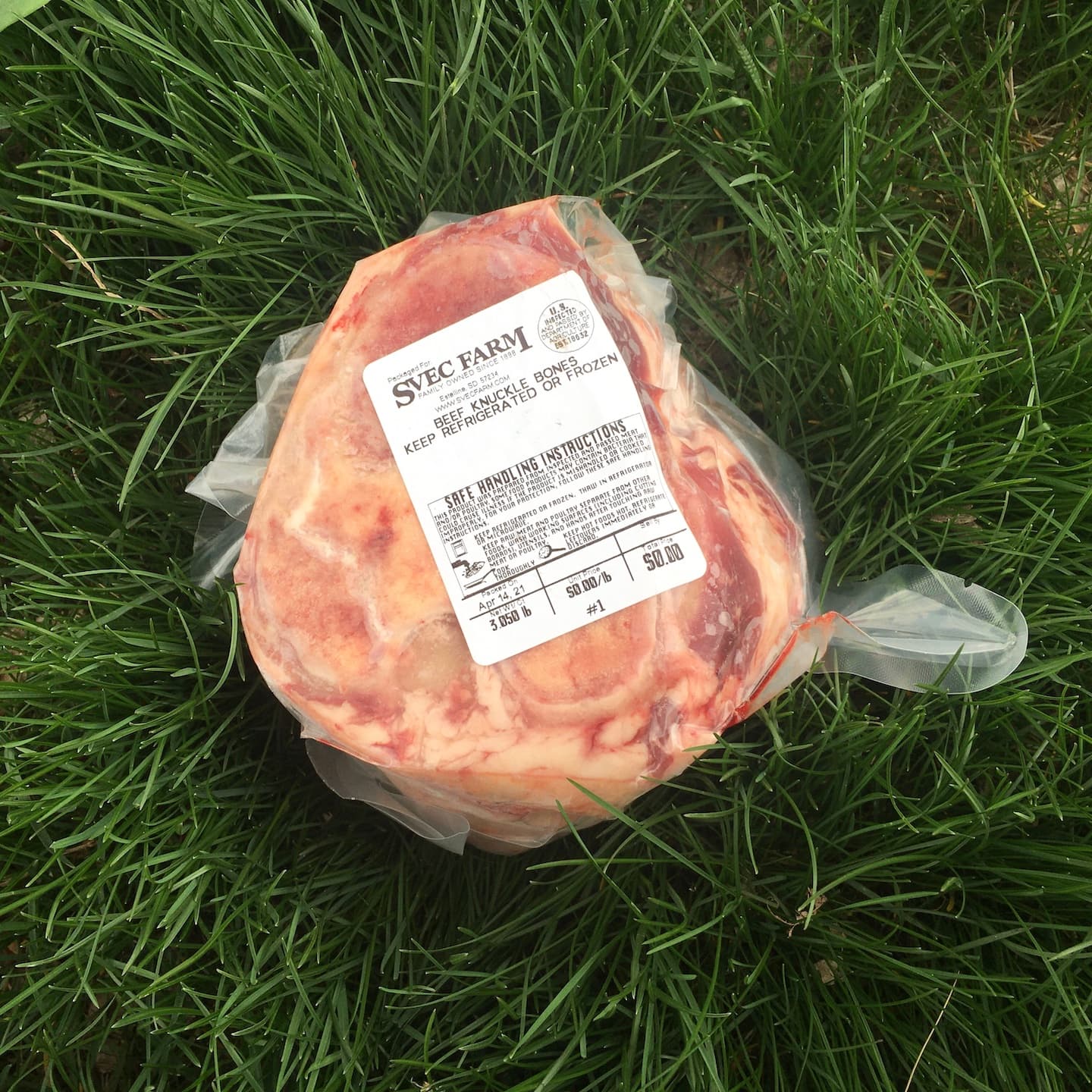 Beef knuckle bones, 2 lb – Clearance